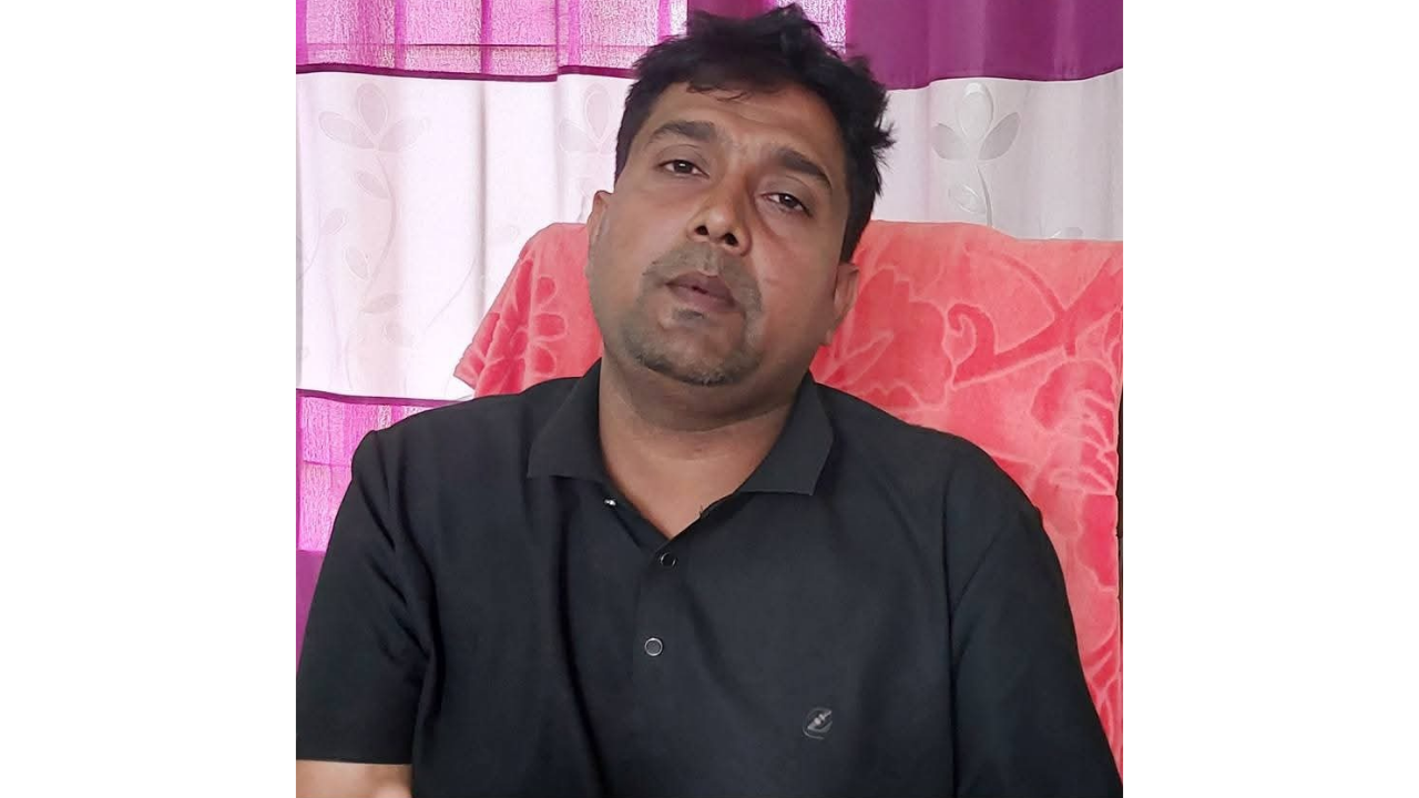 Dark Blue and Yellow Bold Modern Professional Attractive YouTube Thumbnail_20260403_121847_0000